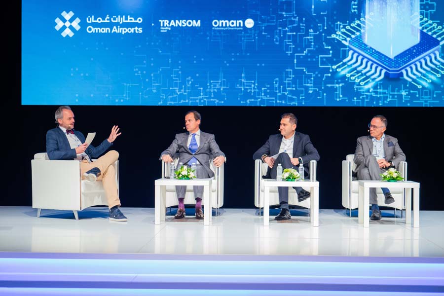 image-1701334565-omanairports_inovativeconference_03.jpg